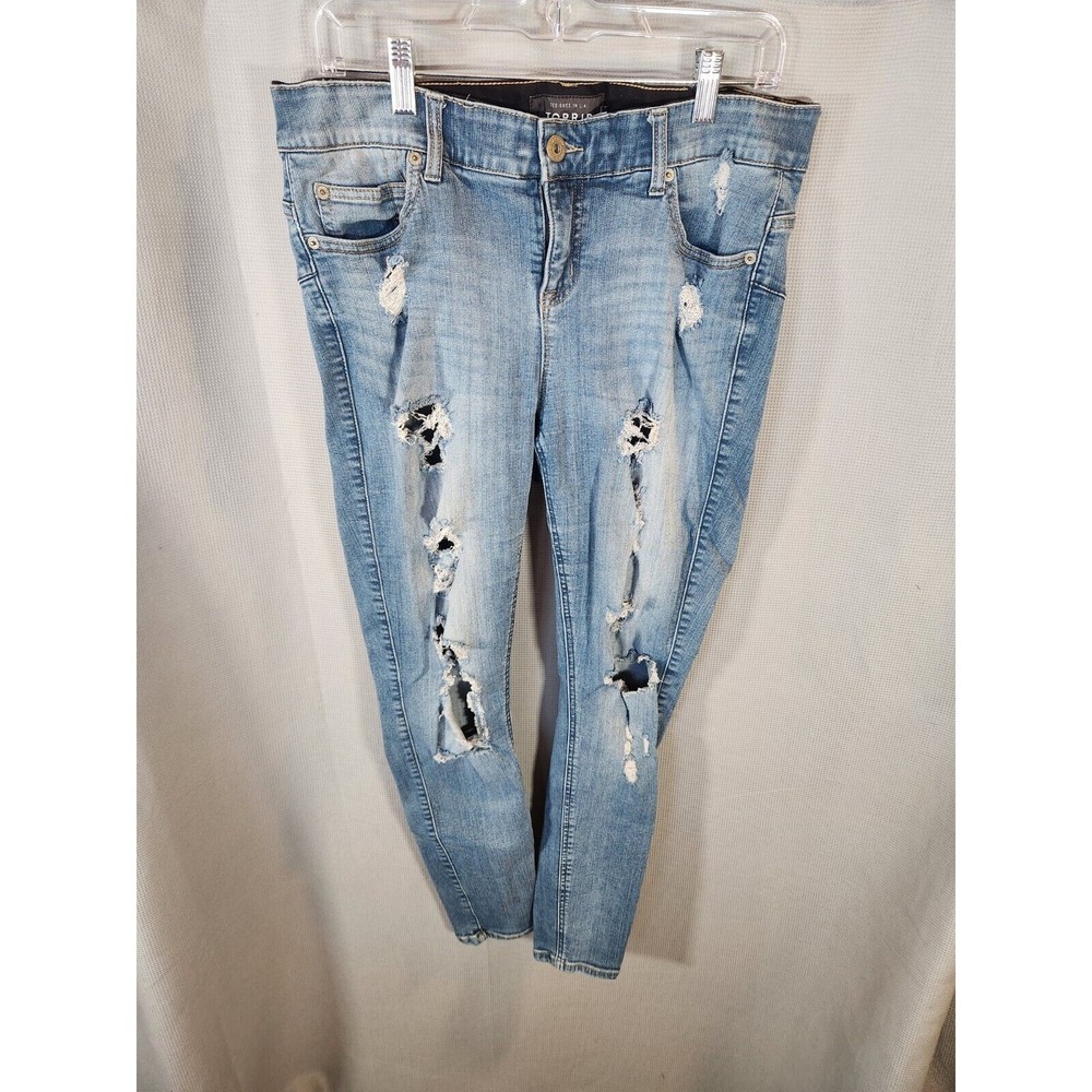 Torrid Jeans Womens  Bombshell Skinny Destructed Distressed size‎ 14R
